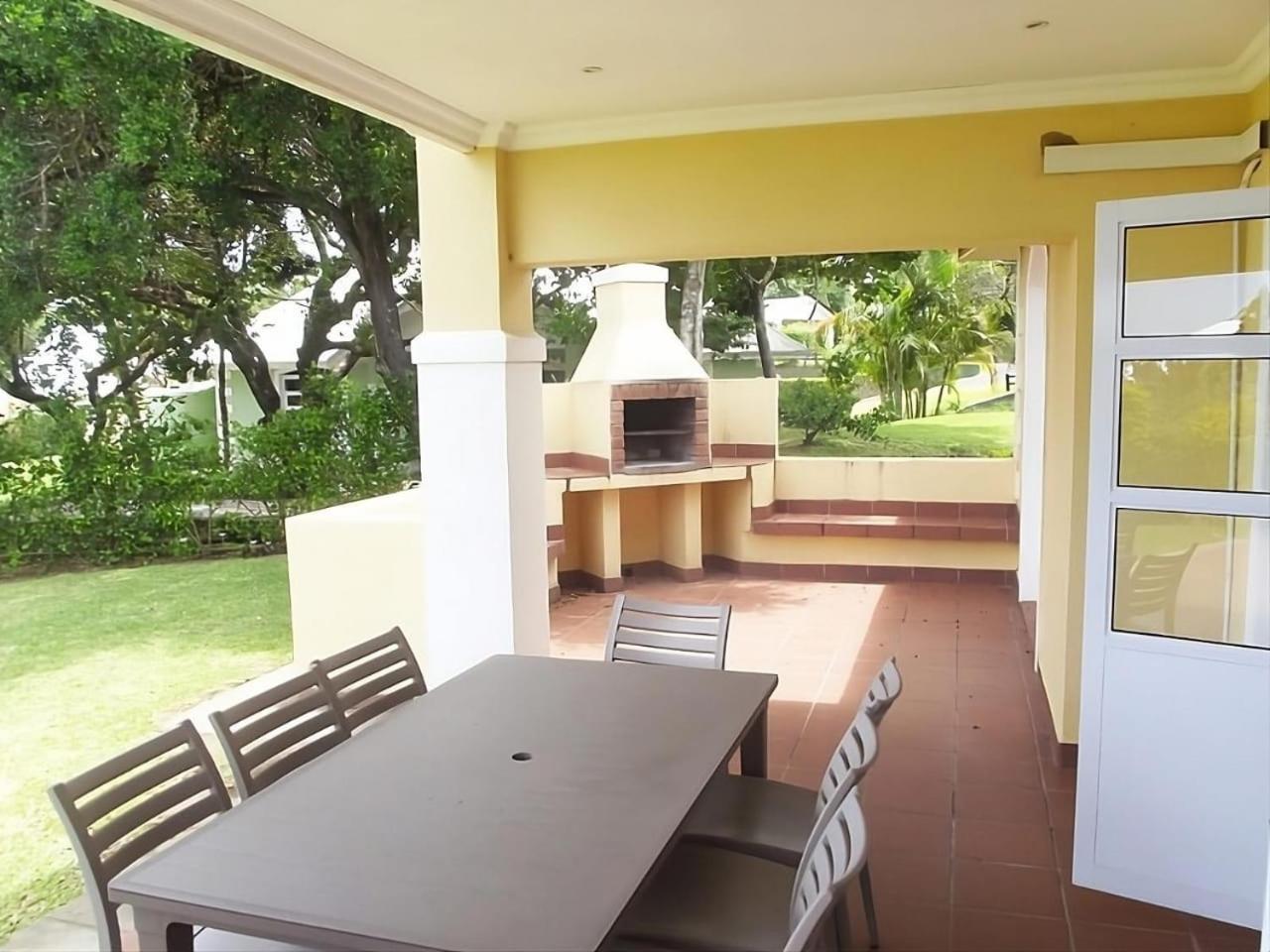 Villa Caylee Caribbean Estates - Ultra-Luxurious - Rimas Interiors Designs - Private Beachfront Escape - Premium Serviced For 8 Guests Port Edward Ngoại thất bức ảnh